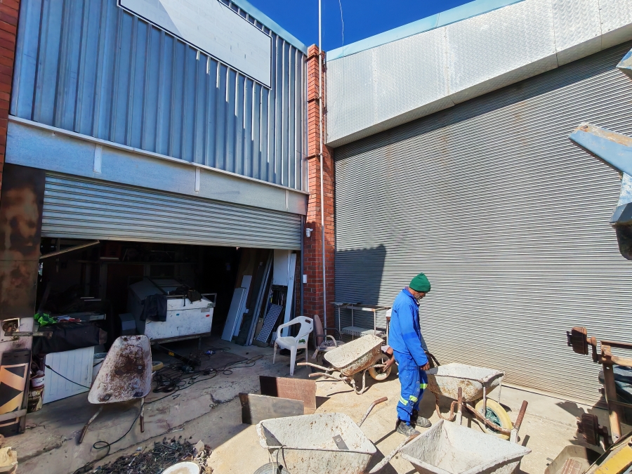 To Let Commercial Property for Rent in Strand Central Western Cape